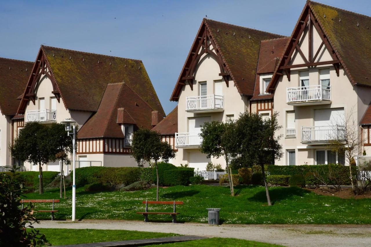 Appartement Pres Du Port Centre Et Plage - Vue Mer Courseulles-sur-Mer Eksteriør bilde