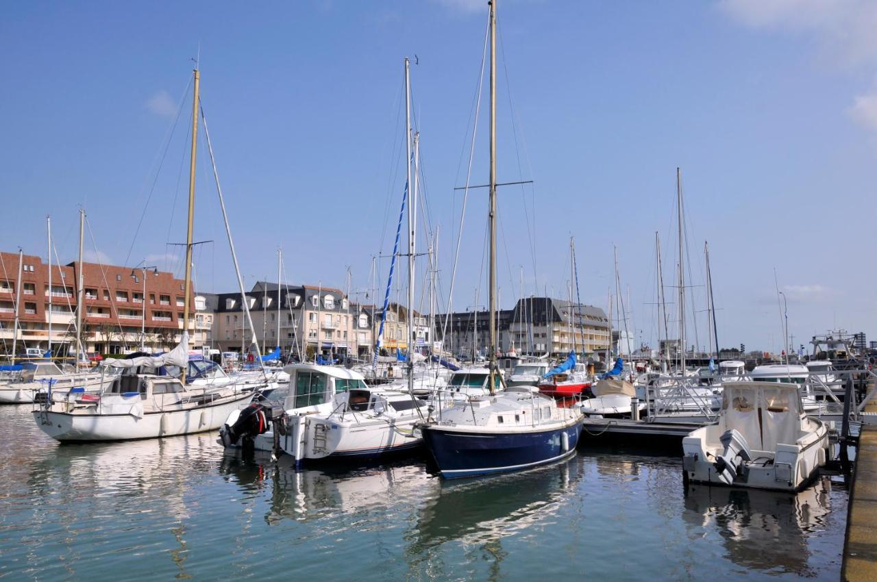 Appartement Pres Du Port Centre Et Plage - Vue Mer Courseulles-sur-Mer Eksteriør bilde