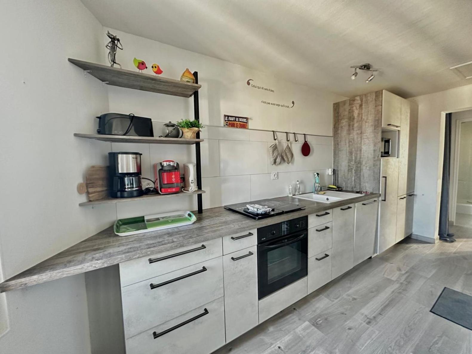 Appartement Pres Du Port Centre Et Plage - Vue Mer Courseulles-sur-Mer Eksteriør bilde